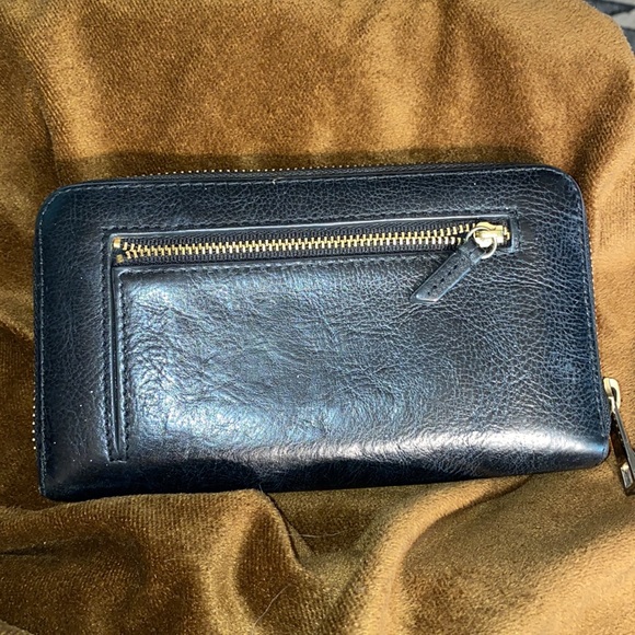 RFID Fossil Wallet - Picture 2 of 4